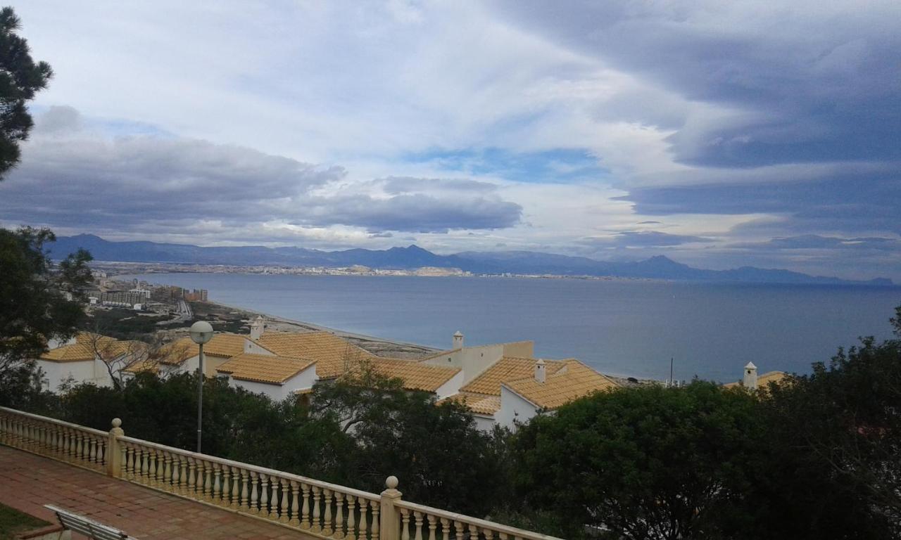 산타 폴라 Bonito Piso Con Vistas Al Mar. 아파트 외부 사진